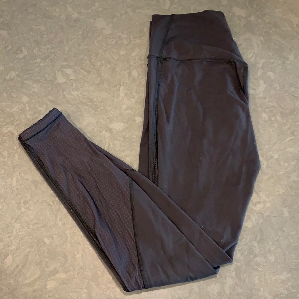 lululemon athletica wunder under size: 6 tight